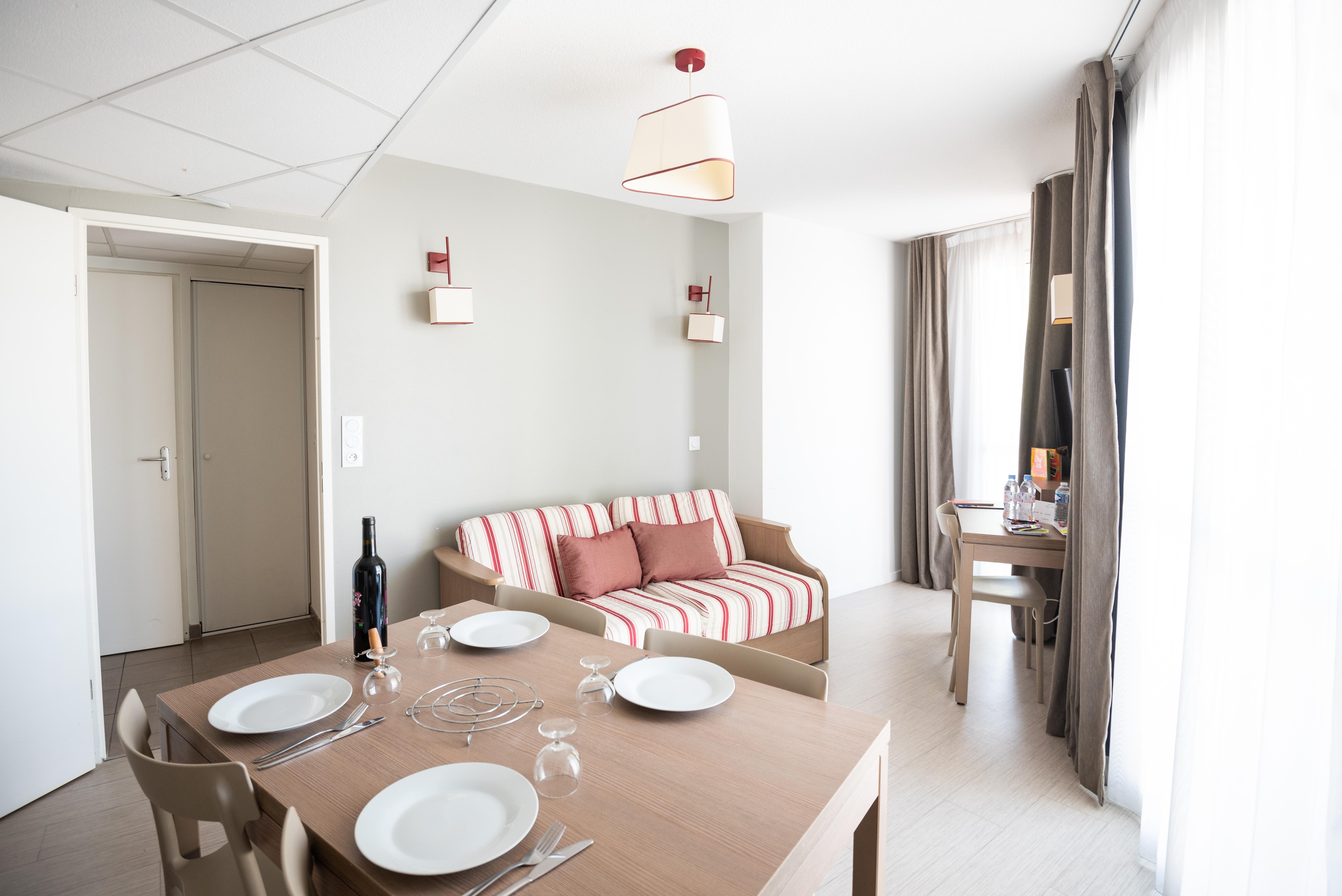 Zenitude Hotel-Residences Narbonne Centre Buitenkant foto