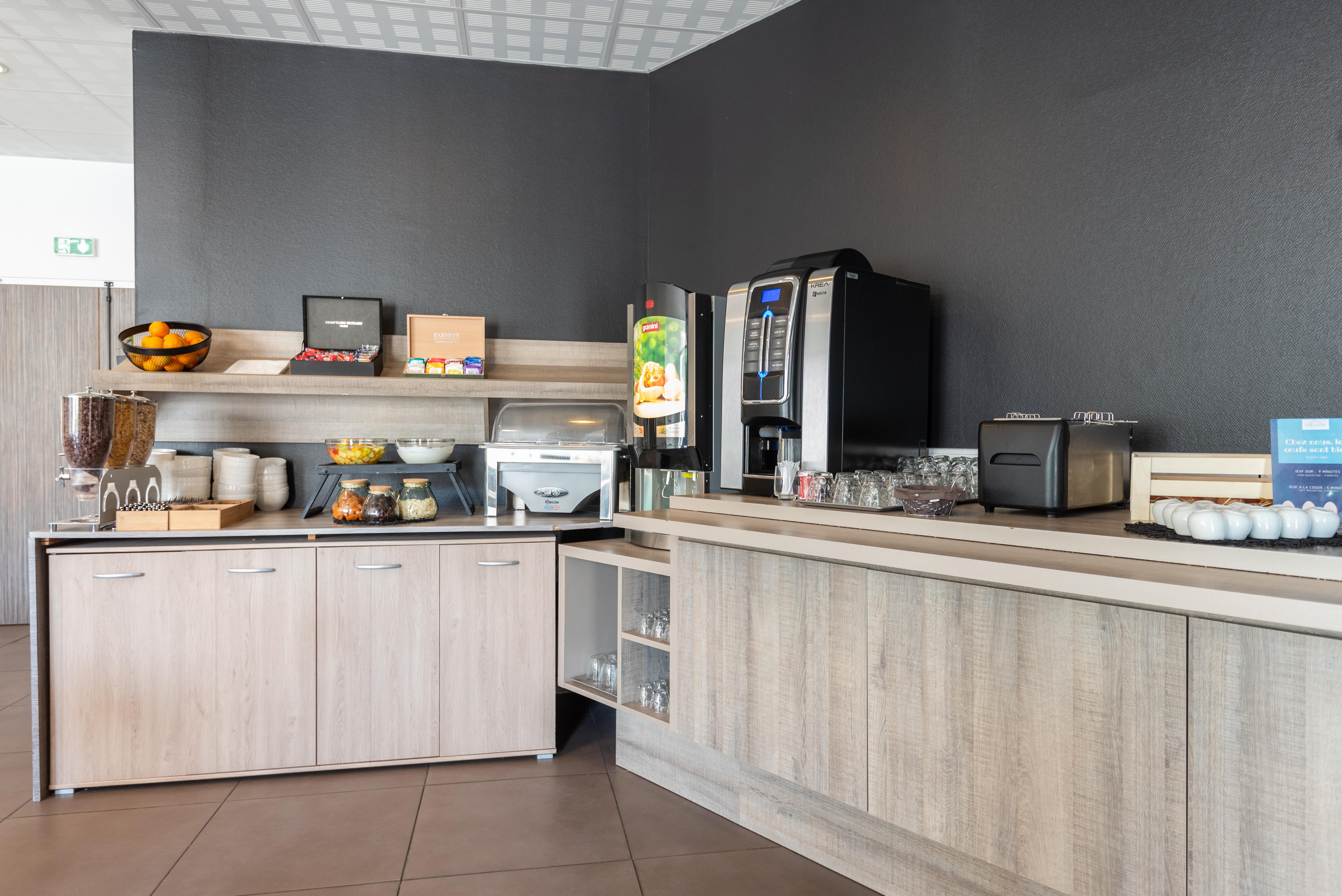 Zenitude Hotel-Residences Narbonne Centre Buitenkant foto
