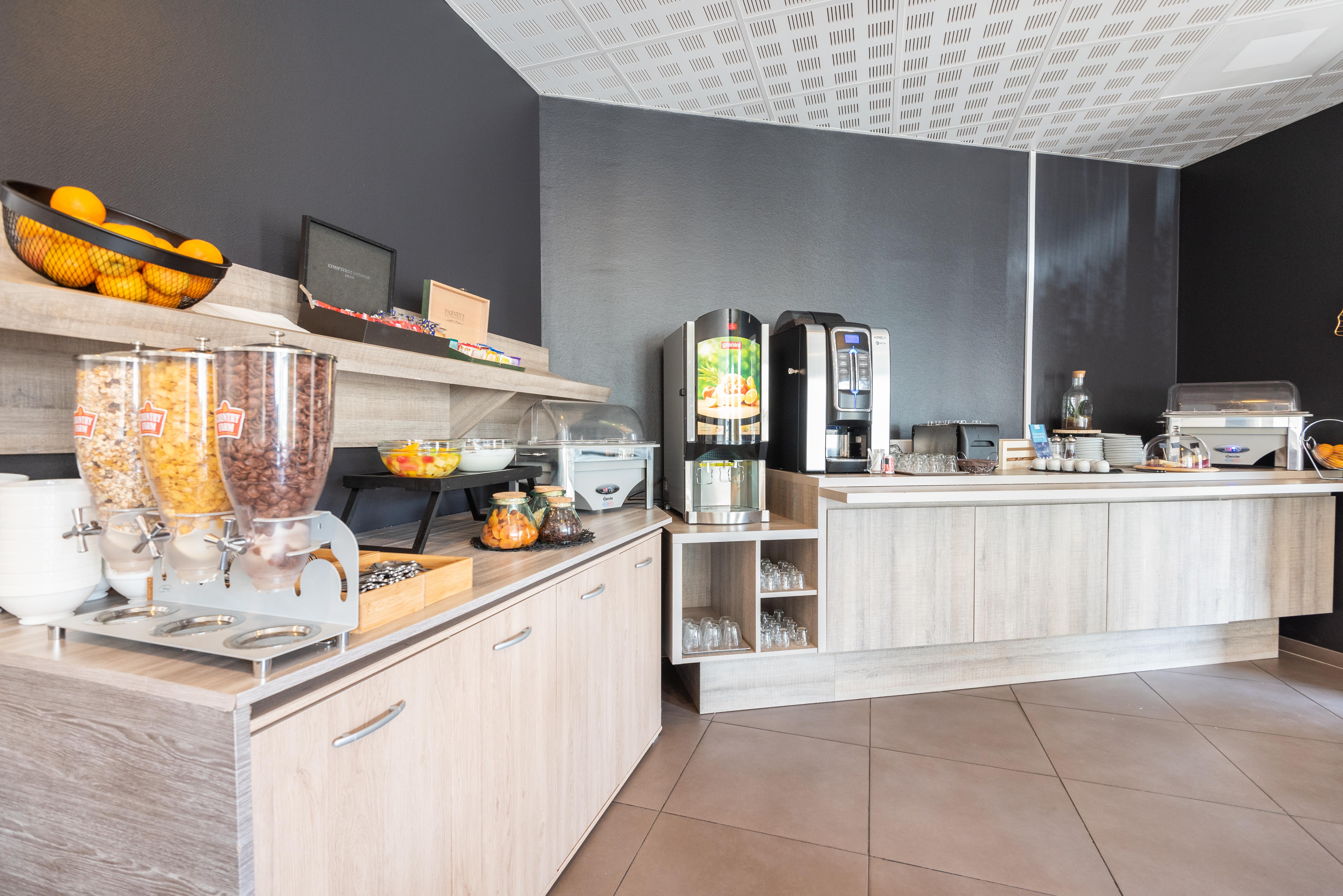 Zenitude Hotel-Residences Narbonne Centre Buitenkant foto