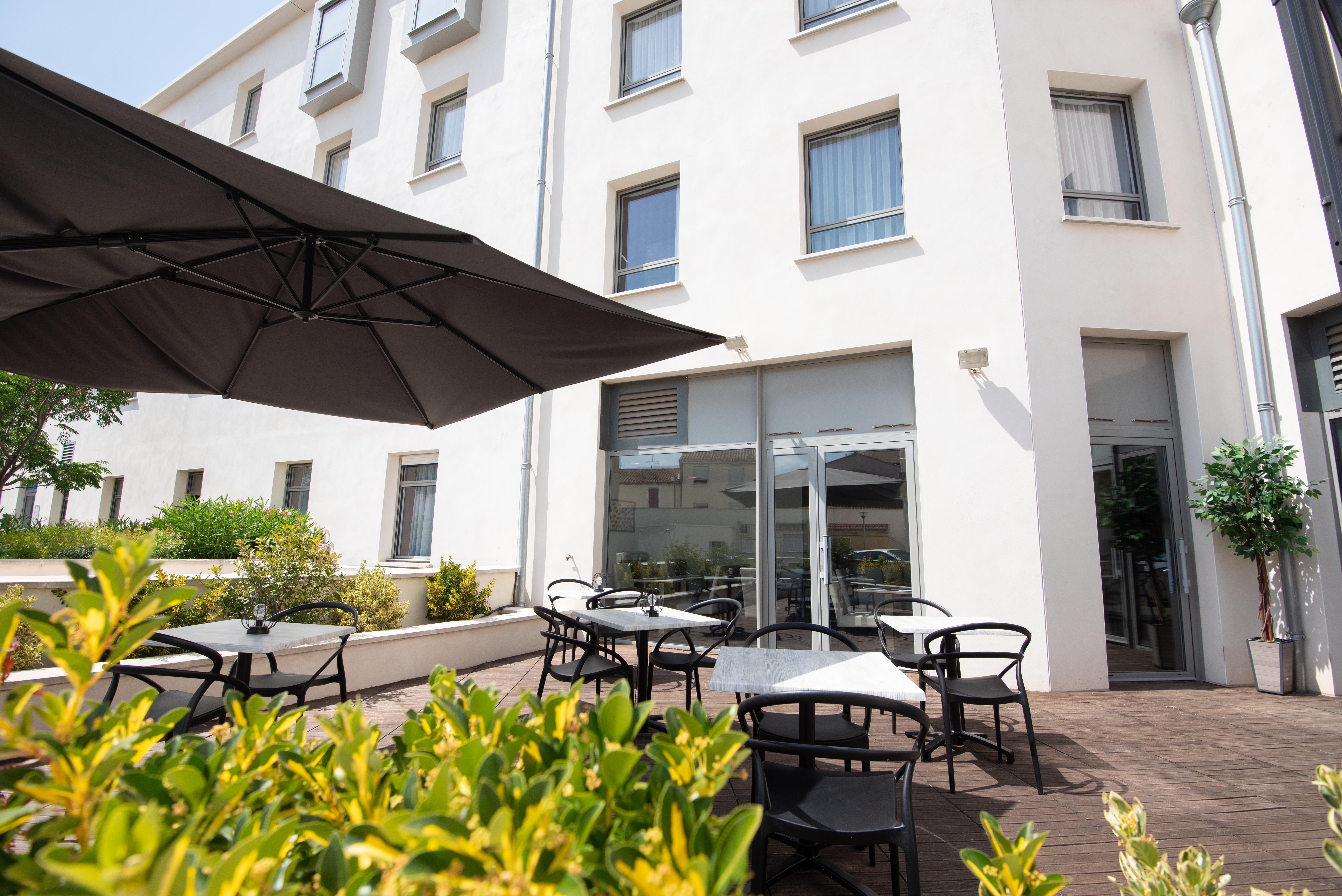Zenitude Hotel-Residences Narbonne Centre Buitenkant foto