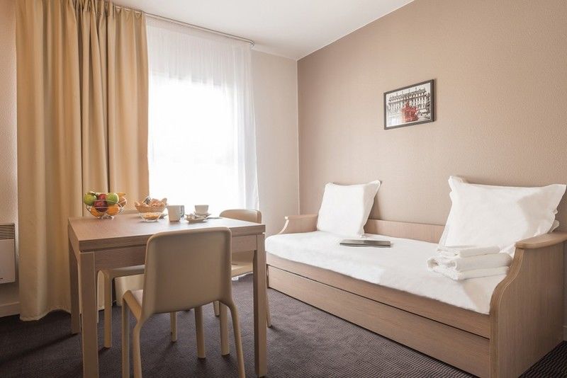 Zenitude Hotel-Residences Narbonne Centre Buitenkant foto