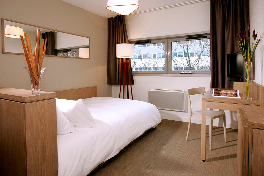 Zenitude Hotel-Residences Narbonne Centre Buitenkant foto